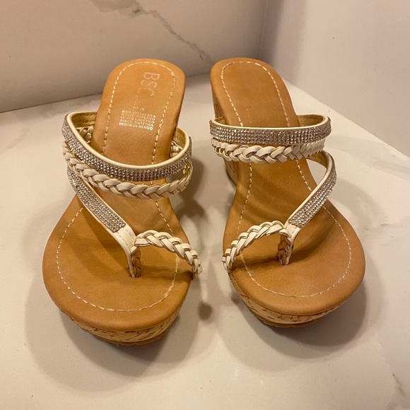 Wedges - Picture 5 of 8